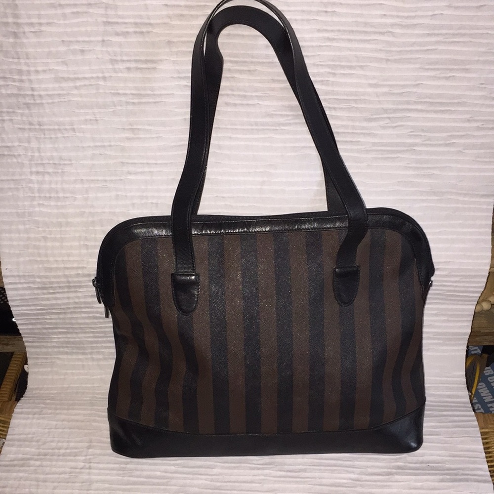 Beautiful vintage Ginnie Johansen bag